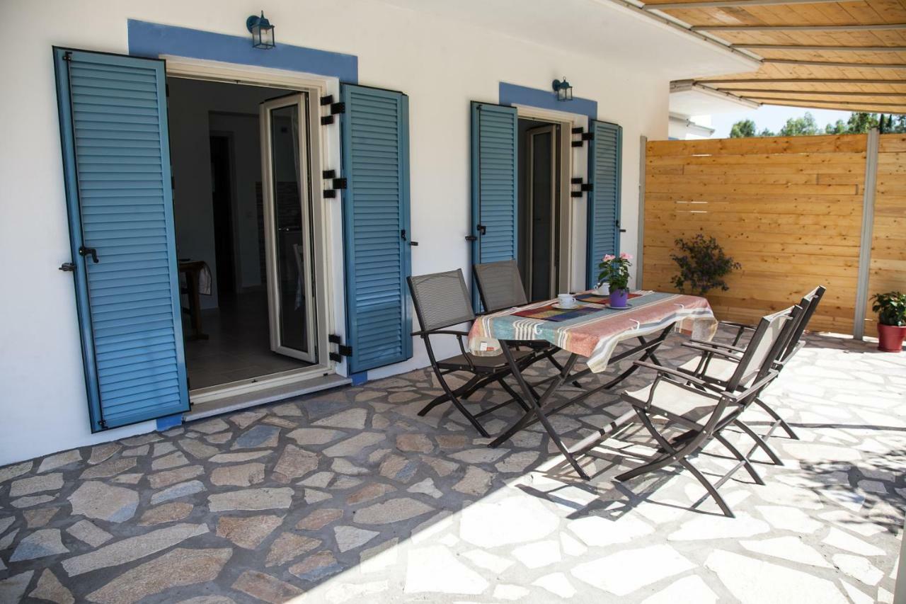 Romanos XI Xi Beach Exterior foto